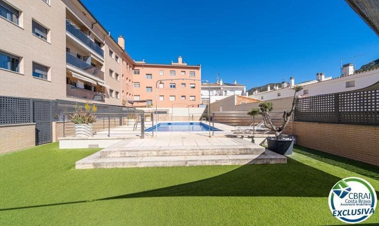 2 sypialnia Apartament na sprzedaż w Roses z basenem - 215 000 € (Ref: 9797024)