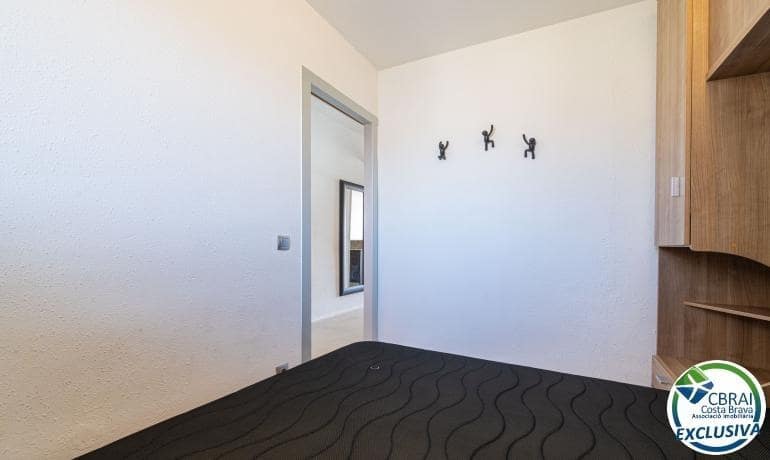 1 sovrum Lägenhet till salu i Roses med garage - 179 000 € (Ref: 9811517)