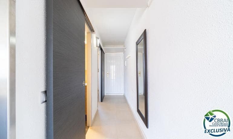 1 sovrum Lägenhet till salu i Roses med garage - 179 000 € (Ref: 9811517)