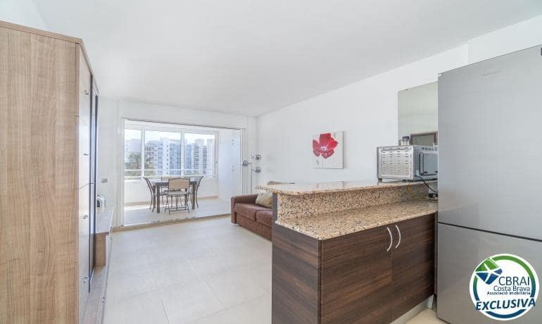1 sovrum Lägenhet till salu i Roses med garage - 179 000 € (Ref: 9811517)