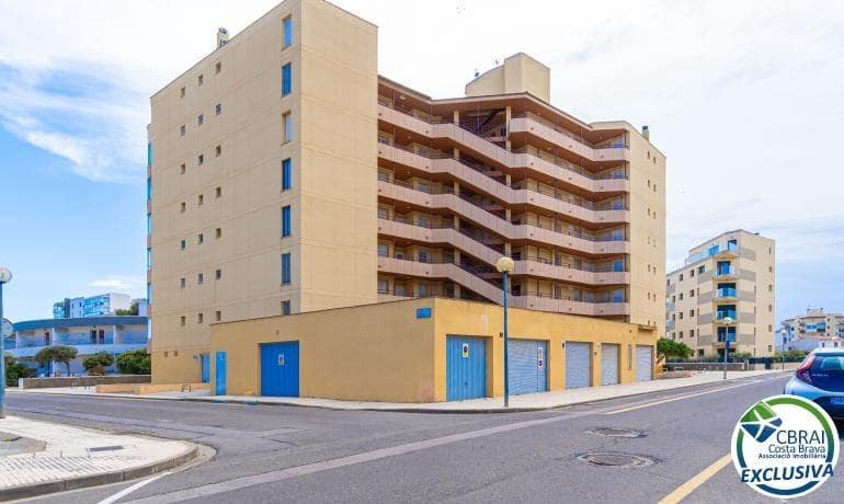 1 sovrum Lägenhet till salu i Roses med garage - 179 000 € (Ref: 9811517)