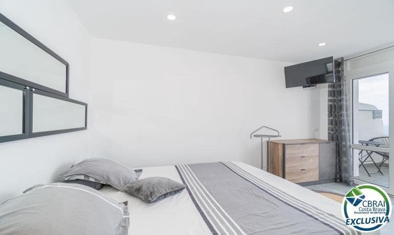 2 soveværelse Rækkehus til salg i Roses - € 299.000 (Ref: 9815812)