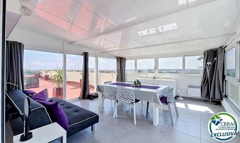 Studio til salg i Roses med swimmingpool - € 160.000 (Ref: 9818135)