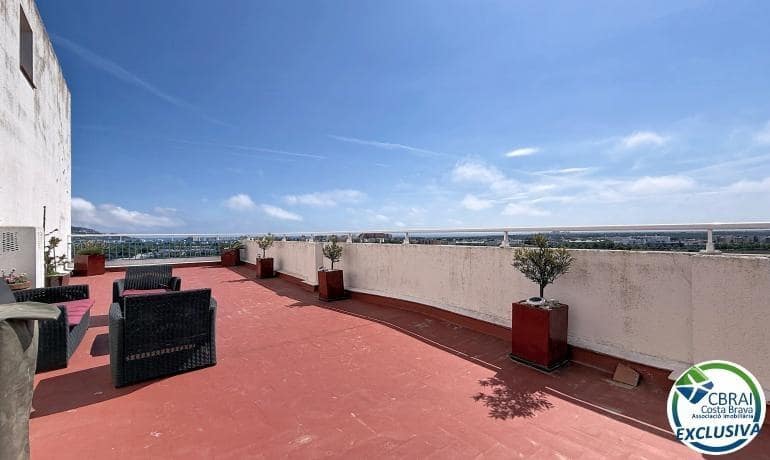 Studio til salg i Roses med swimmingpool - € 160.000 (Ref: 9818135)