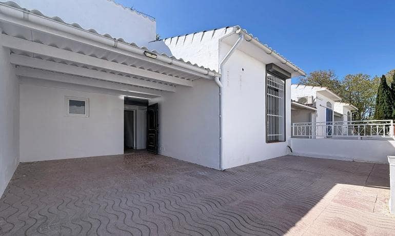3 bedroom Townhouse for sale in Empuriabrava - € 299,000 (Ref: 9826648)