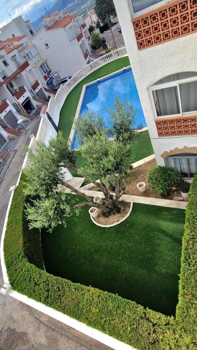 1 bedroom Townhouse for rent in Roses with pool garage - € 1,200 (Ref: 9833599)