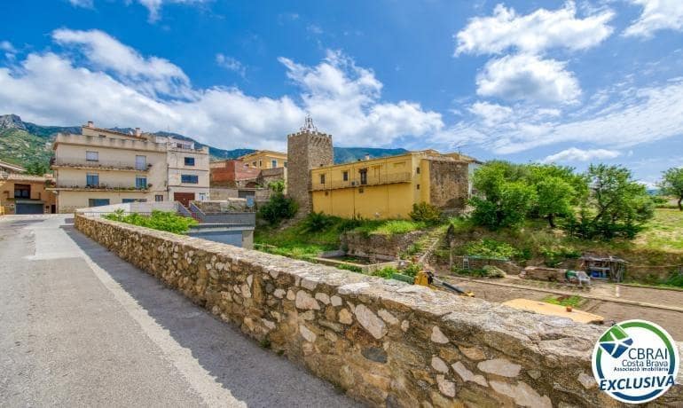 4 bedroom Townhouse for sale in Palau-saverdera with garage - € 349,000 (Ref: 9836622)
