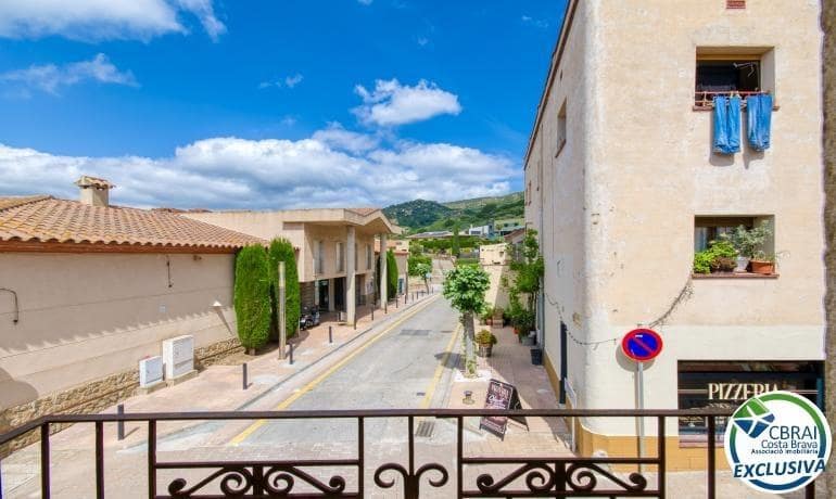4 bedroom Townhouse for sale in Palau-saverdera with garage - € 349,000 (Ref: 9836622)