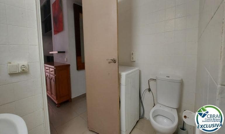 1 bedroom Apartment for sale in Empuriabrava - € 116,000 (Ref: 9839164)