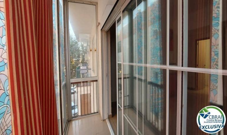 1 bedroom Apartment for sale in Empuriabrava - € 116,000 (Ref: 9839164)