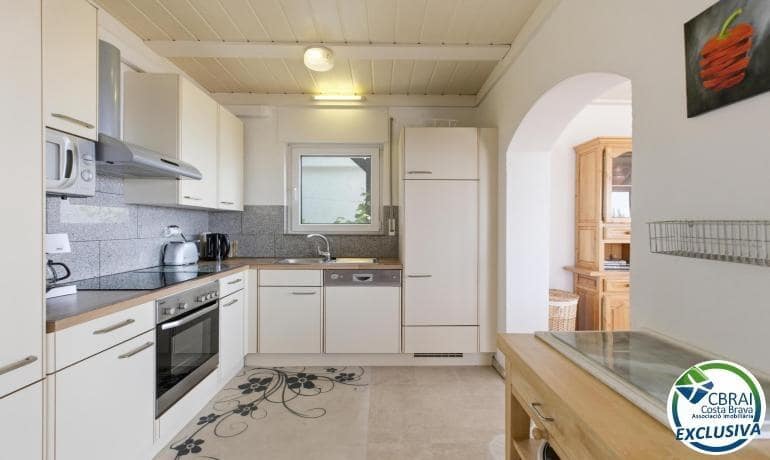 2 slaapkamer Villa te koop in El Mas Fumats met garage - € 359.000 (Ref: 9839165)