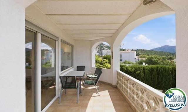 2 soveværelse Villa til salg i El Mas Fumats, Roses med garage - € 359.000 (Ref: 9839165)
