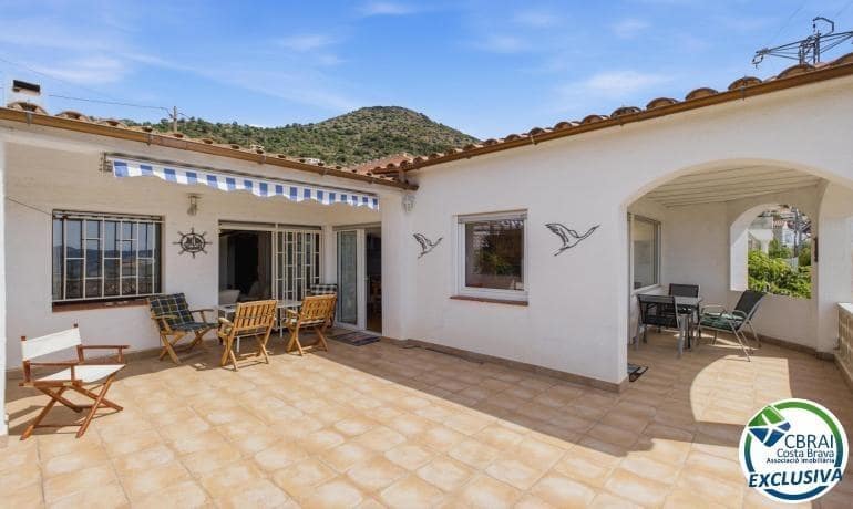 2 slaapkamer Villa te koop in El Mas Fumats met garage - € 359.000 (Ref: 9839165)