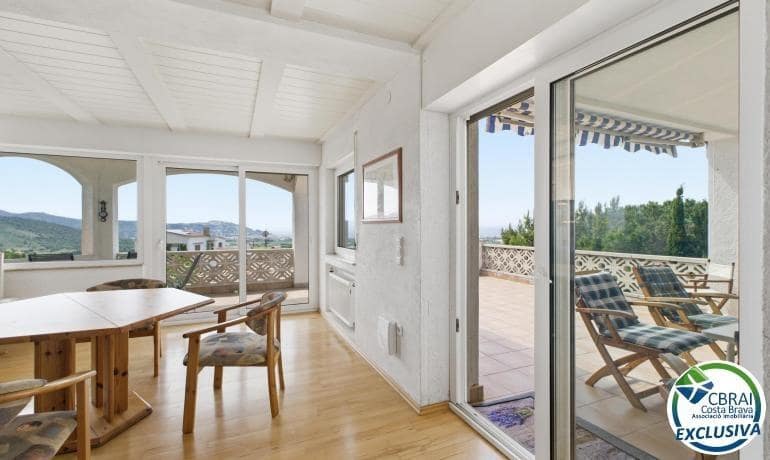 2 slaapkamer Villa te koop in El Mas Fumats met garage - € 359.000 (Ref: 9839165)