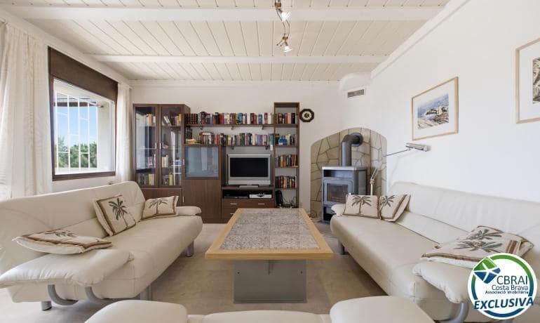 2 slaapkamer Villa te koop in El Mas Fumats met garage - € 359.000 (Ref: 9839165)