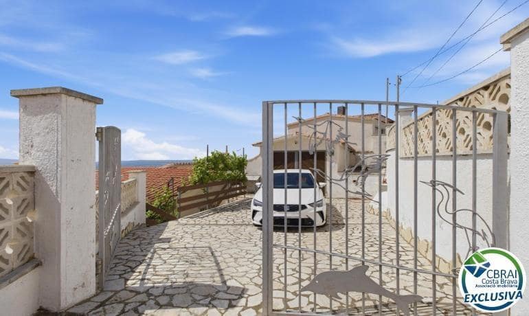 2 slaapkamer Villa te koop in El Mas Fumats met garage - € 359.000 (Ref: 9839165)