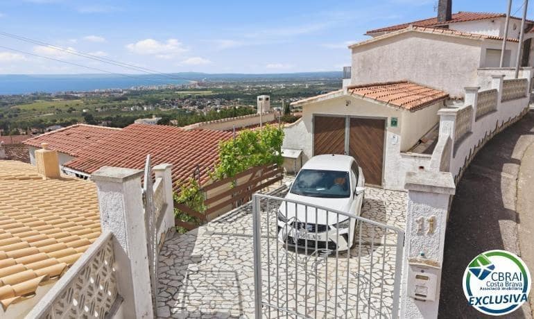 2 slaapkamer Villa te koop in El Mas Fumats met garage - € 359.000 (Ref: 9839165)