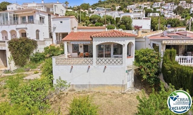 2 soveværelse Villa til salg i El Mas Fumats, Roses med garage - € 359.000 (Ref: 9839165)