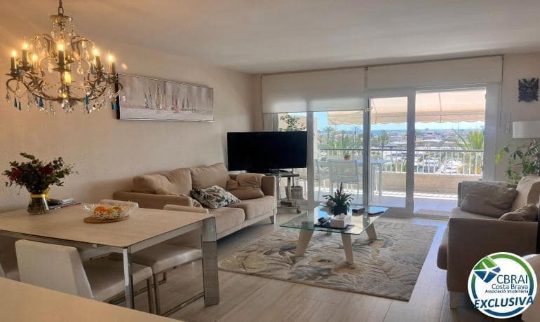 2 bedroom Apartment for sale in Empuriabrava - € 325,000 (Ref: 9840359)