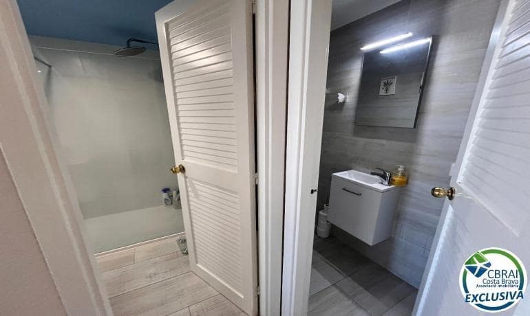 2 bedroom Apartment for sale in Empuriabrava - € 325,000 (Ref: 9840359)