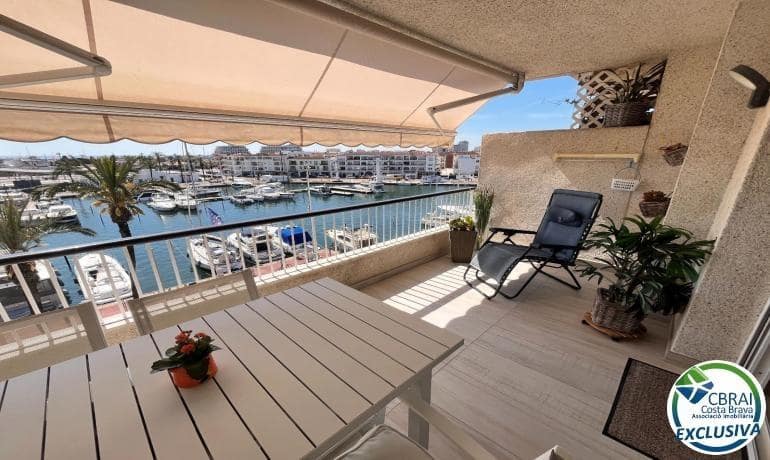2 bedroom Apartment for sale in Empuriabrava - € 325,000 (Ref: 9840359)