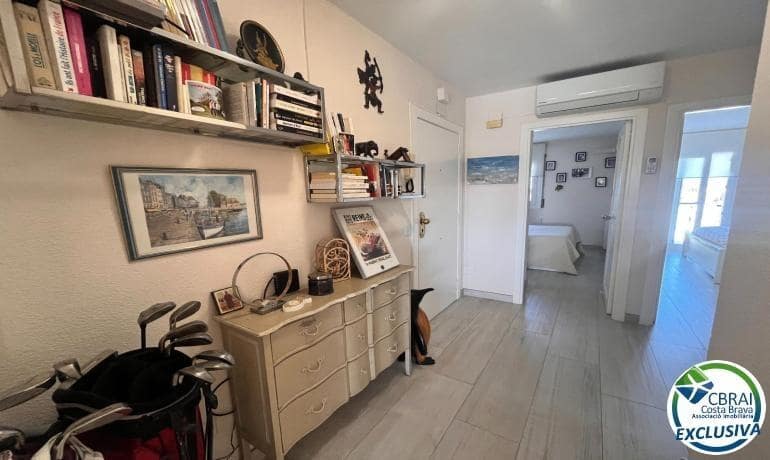 2 bedroom Apartment for sale in Empuriabrava - € 325,000 (Ref: 9840359)