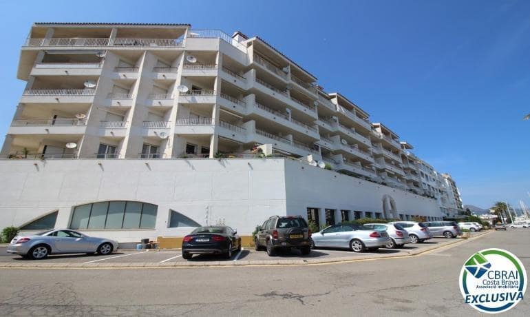 2 bedroom Apartment for sale in Empuriabrava - € 325,000 (Ref: 9840359)