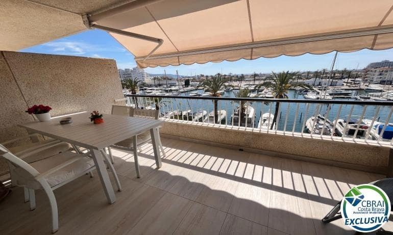 2 bedroom Apartment for sale in Empuriabrava - € 325,000 (Ref: 9840359)
