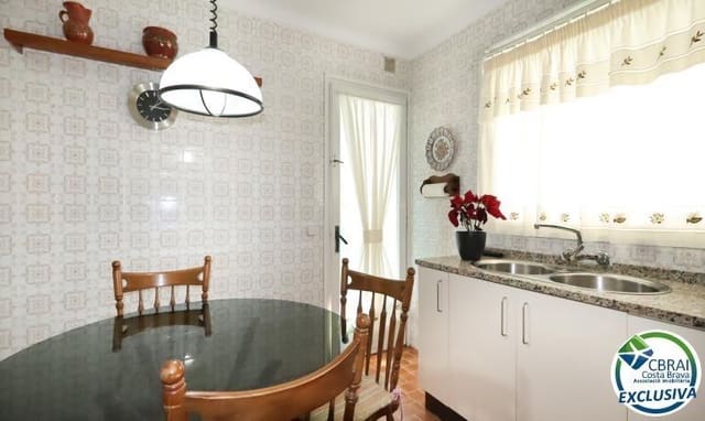4 soveværelse Lejlighed til salg i Figueres - € 174.000 (Ref: 9840360)