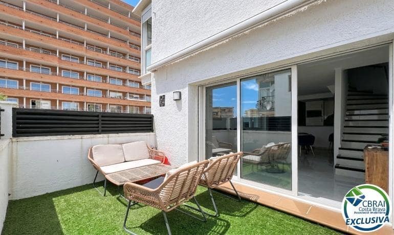 2 bedroom Townhouse for sale in Santa Margarida - € 229,000 (Ref: 9846178)