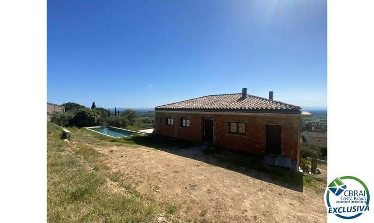 4 bedroom Villa for sale in Pau with pool - € 995,000 (Ref: 9846179)