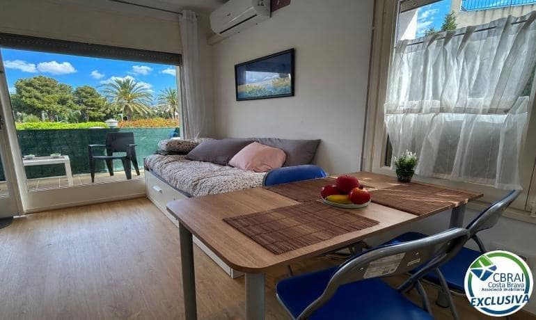 1 bedroom Apartment for sale in Llanca - € 172,000 (Ref: 9849282)