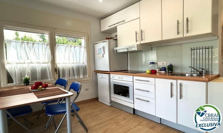 1 bedroom Apartment for sale in Llanca - € 172,000 (Ref: 9849282)