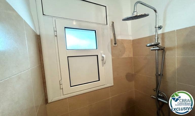 1 bedroom Apartment for sale in Llanca - € 172,000 (Ref: 9849282)