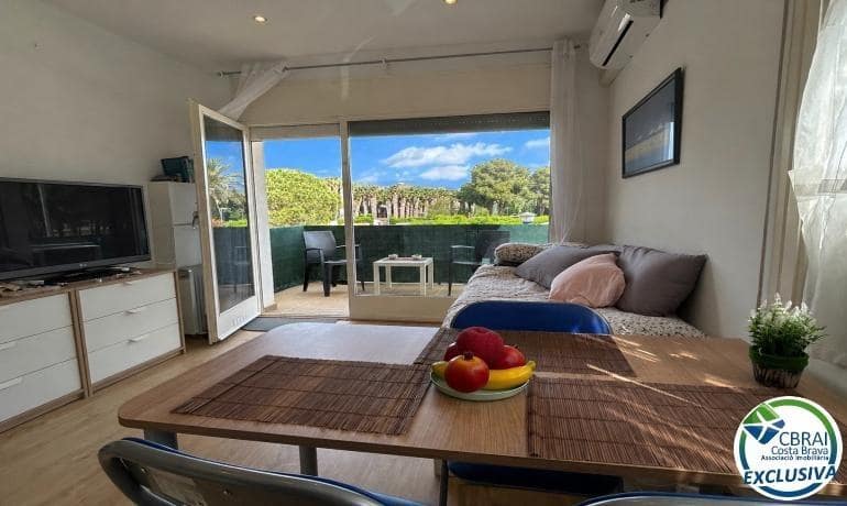 1 bedroom Apartment for sale in Llanca - € 172,000 (Ref: 9849282)