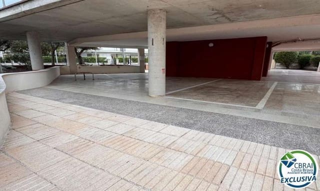 Garasje til salgs i Santa Margarida, Roses - € 24 000 (Ref: 9849283)