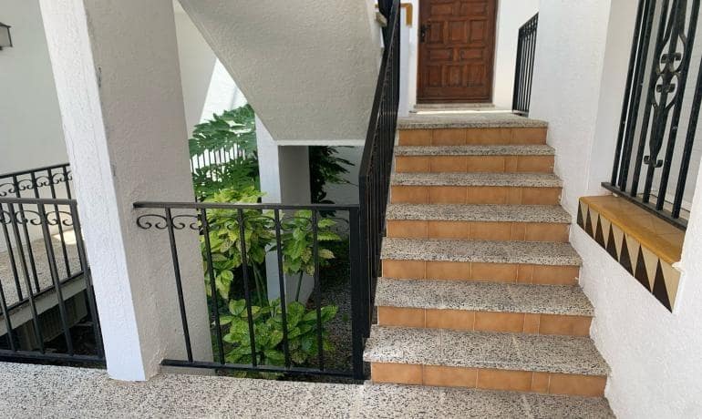 1 bedroom Apartment for sale in Roses with pool - € 145,000 (Ref: 9851695)