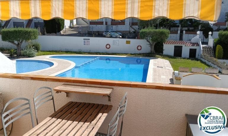 1 bedroom Apartment for sale in Roses with pool - € 145,000 (Ref: 9851695)