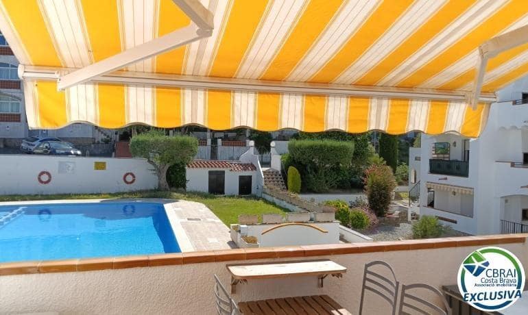1 bedroom Apartment for sale in Roses with pool - € 145,000 (Ref: 9851695)