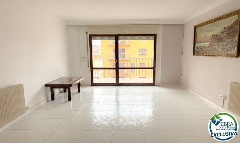 4 soveværelse Lejlighed til salg i Figueres - € 185.000 (Ref: 9855378)