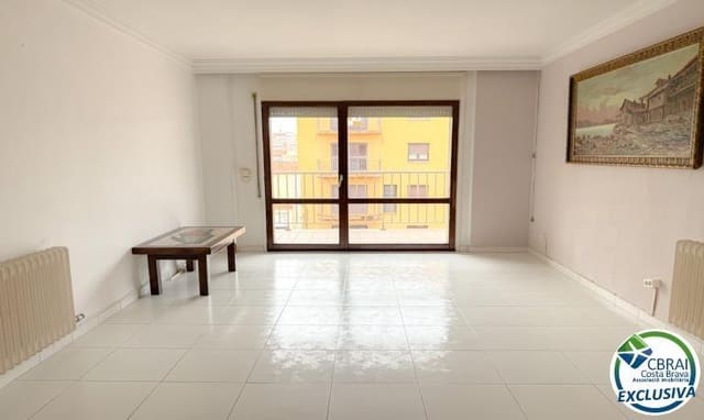 4 soveværelse Lejlighed til salg i Figueres - € 185.000 (Ref: 9855378)