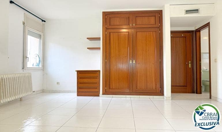 4 soveværelse Lejlighed til salg i Figueres - € 185.000 (Ref: 9855378)