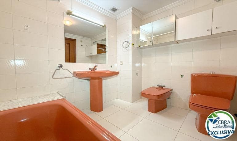 4 soveværelse Lejlighed til salg i Figueres - € 185.000 (Ref: 9855378)