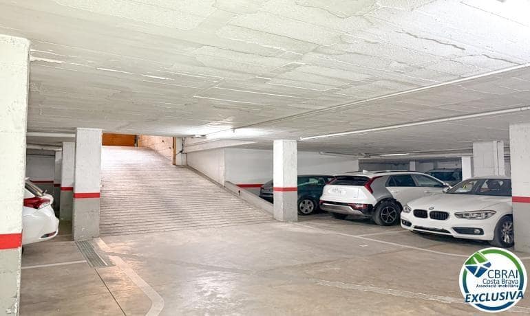 4 soveværelse Lejlighed til salg i Figueres - € 185.000 (Ref: 9855378)