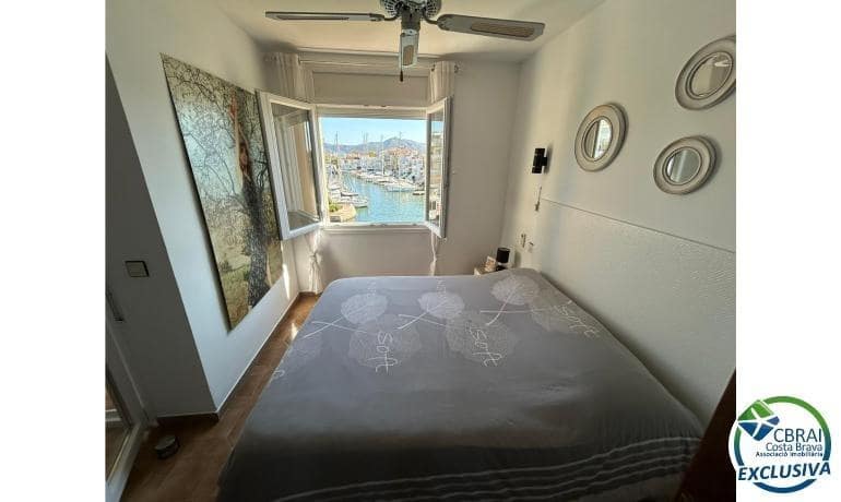 3 soveværelse Byhus til salg i Empuriabrava med garage - € 379.000 (Ref: 9855380)
