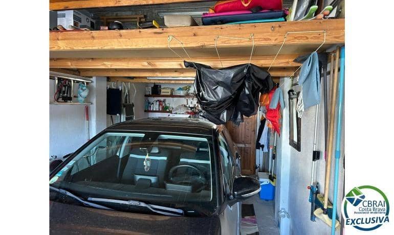 3 soveværelse Byhus til salg i Empuriabrava med garage - € 379.000 (Ref: 9855380)