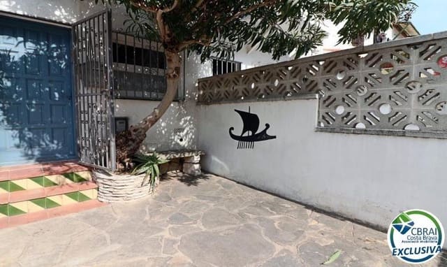 2 soveværelse Byhus til salg i Empuriabrava, Castelló d'Empúries - € 295.000 (Ref: 9855381)
