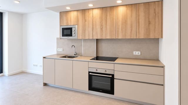 2 sovrum Lägenhet till salu i Roses - 245 000 € (Ref: 9868530)