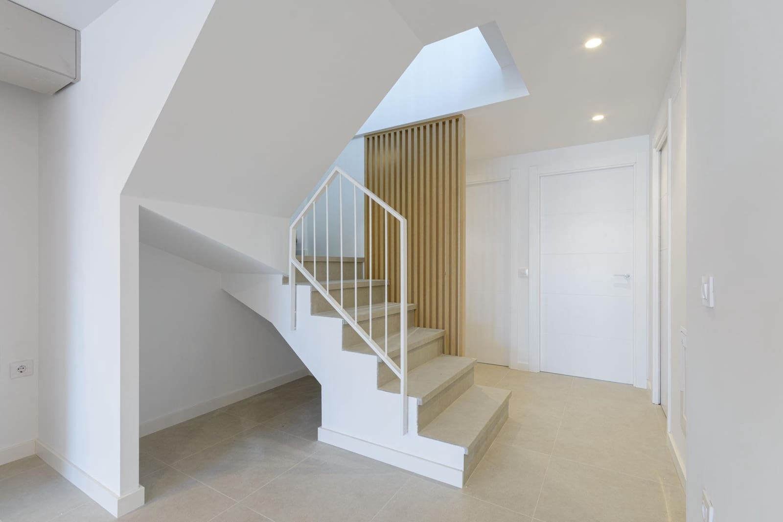 3 slaapkamer Appartement te koop in Roses - € 300.000 (Ref: 9868531)