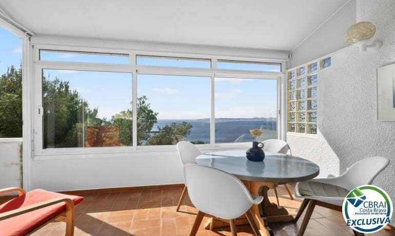 3 bedroom Villa for sale in Roses with garage - € 349,000 (Ref: 9870193)